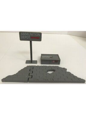 1984 GI JOE Vintage MISSILE DEFENSE UNIT Action Figure Playset Parts Lot